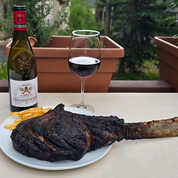 Tomahawk Steak, Wine and Fries