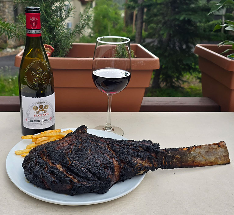 Tomahawk Steak, Wine and Fries